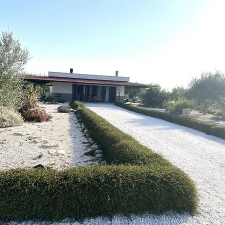 فيلة Casa Degli Ulivi