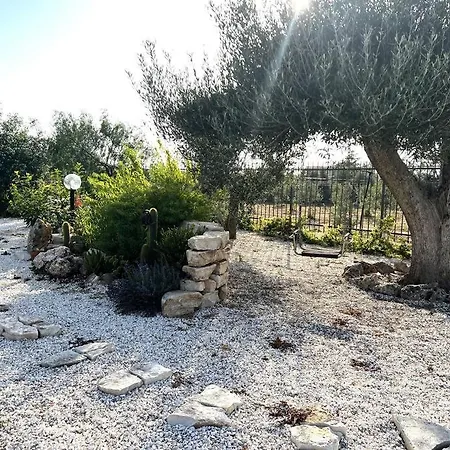 Casa Degli Ulivi تيرليتسي